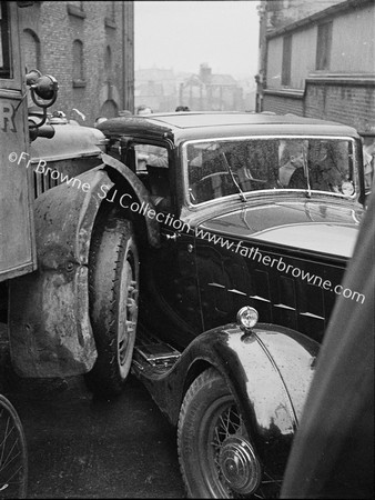 CRASH OUTSIDE GUINNESS BREWERY